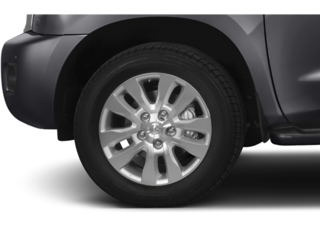 Used 2014 Silver Sky Metallic Toyota Limited image 17