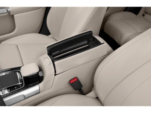 New 2022 Iridium Silver Metallic Mercedes-Benz GLB 250 image 11