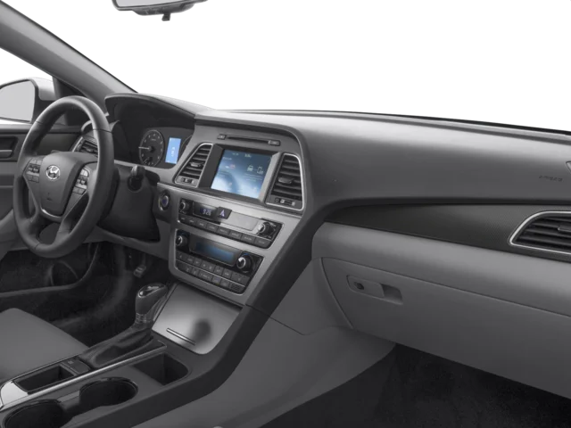 Used 2017 Quartz White Pearl Hyundai Sport image 13
