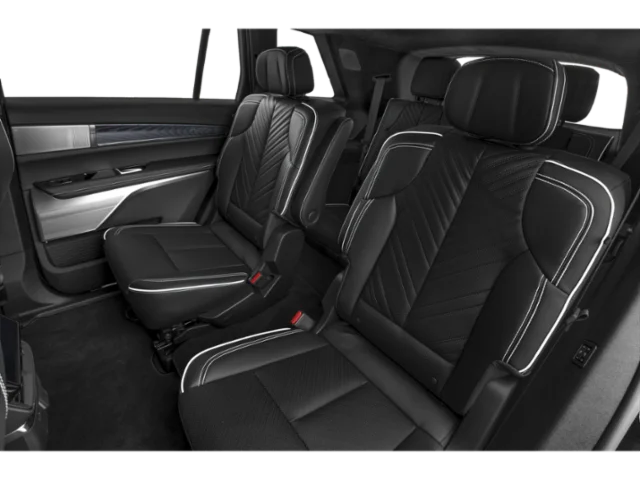 New 2027 Silver Cadillac Platinum image 10