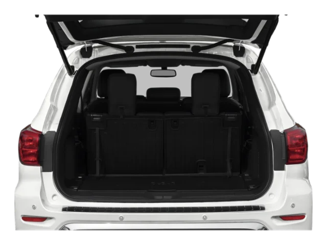 Used 2020 White Nissan Platinum image 9