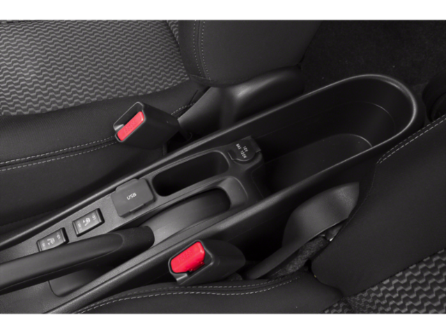 Used 2015 Peacock Nissan SV image 19