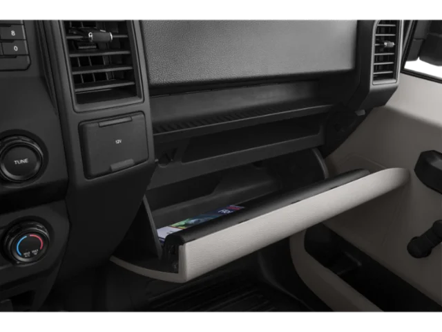 Used 2015 White Ford XL image 13