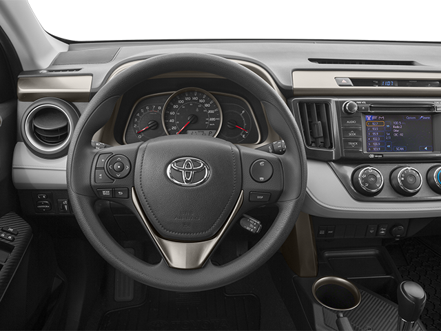 Used 2014 Silver Toyota XLE image 6