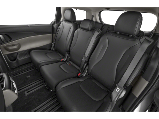 New 2026 Ceramic Silver Kia SX image 10