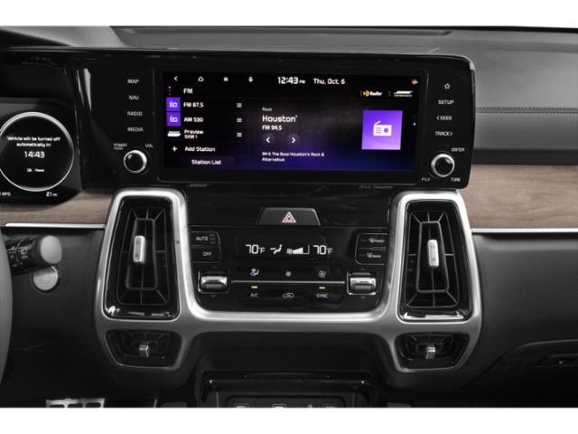 Used 2022 Glacial White Kia X-Line SX Prestige image 7