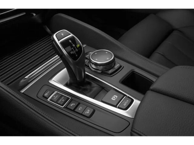 Used 2015 Red BMW xDrive35i image 17