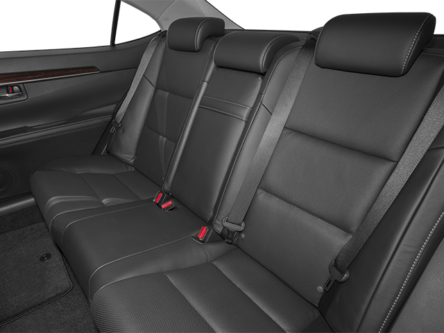 Used 2013 Silver Lining Metallic Lexus 4dr Sdn image 12