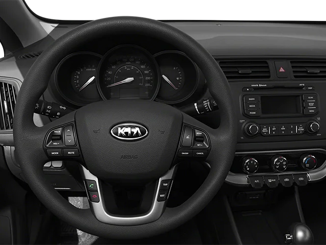 Used 2014 White Kia LX image 11