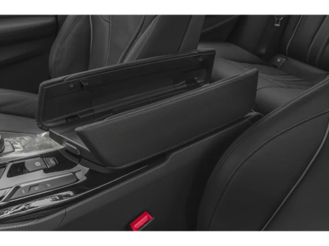 Used 2018 Black BMW 530e iPerformance image 13