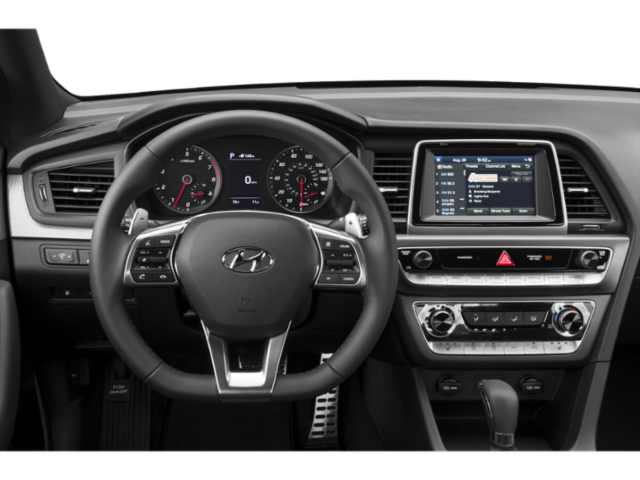 Used 2018 Phantom Black Hyundai Sport image 4