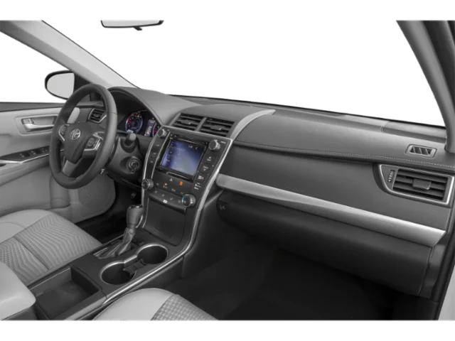 Used 2015 White Toyota XSE image 17