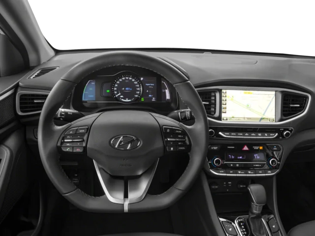 Used 2018 Black Hyundai Blue image 7