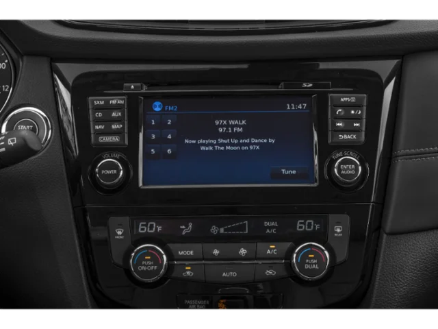 Used 2017 Gray Nissan SL image 10