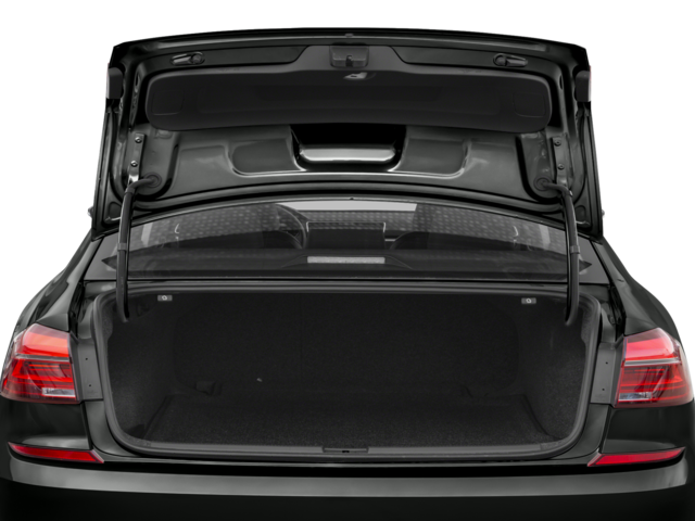Used 2018 Silver Volkswagen 2.0T SE image 9