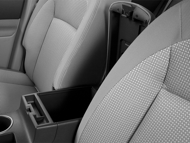 Used 2014 Blue Nissan S image 15
