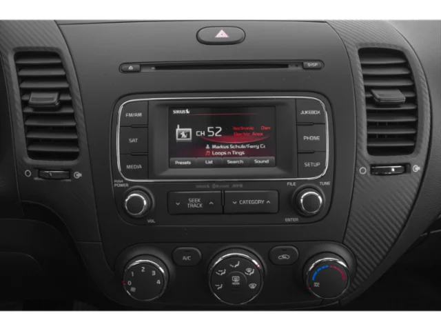 Used 2015 Black Kia LX image 7
