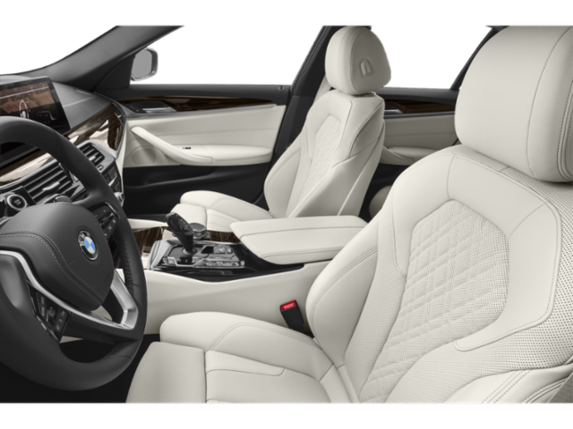 Used 2022 Alpine White BMW 530e iPerformance image 7