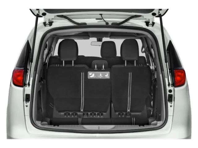 Used 2020  Chrysler LXI image 11