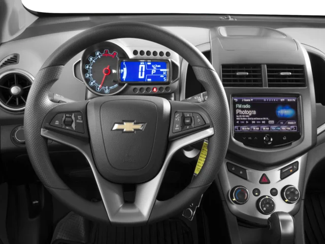 Used 2016 Black Chevrolet LT image 7