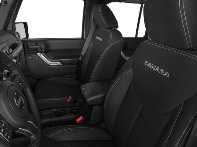 Used 2016 Bright White Clearcoat Jeep Sahara image 9
