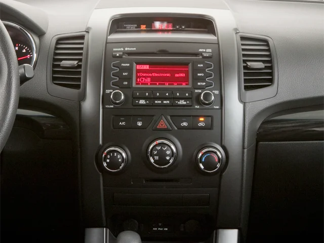 Used 2011 White Kia LX image 14