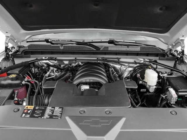 Used 2018 Summit White Chevrolet WT image 10