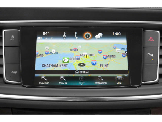 Used 2019 Black Buick Avenir image 14