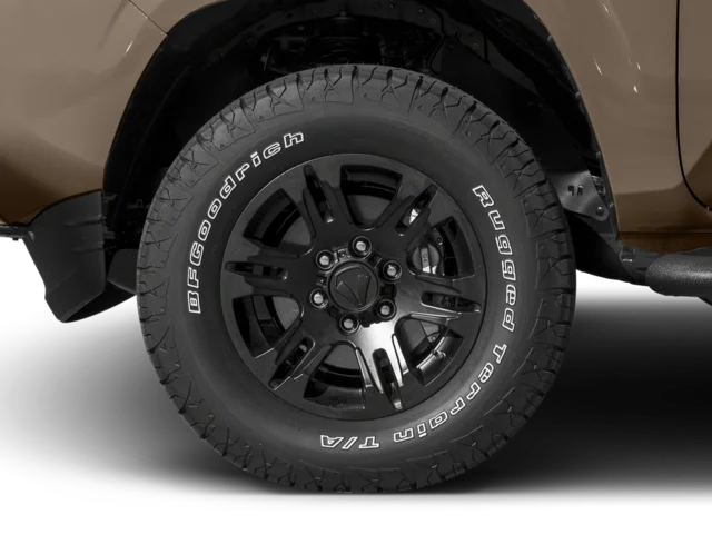 Used 2016 Blazing Blue Pearl Toyota SR5 image 8