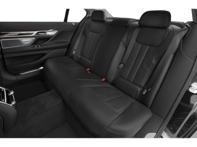 Used 2022 White BMW 740i image 10