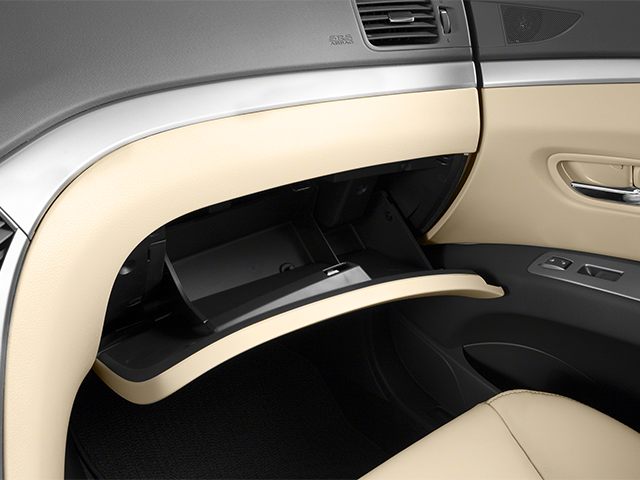 Used 2013 Ice Silver Metallic Subaru Limited image 13
