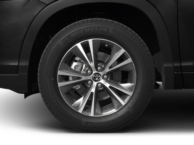 Used 2017 Red Toyota LE image 8
