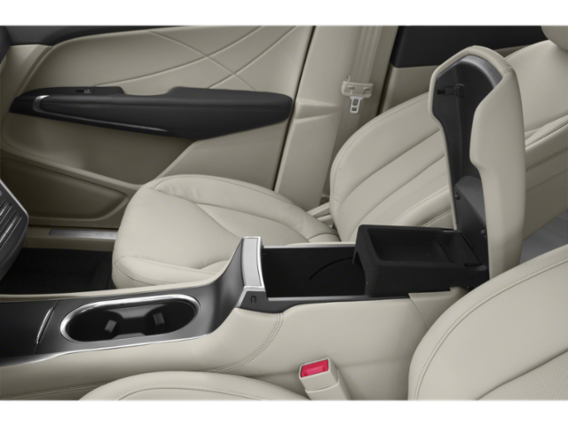 Used 2019 Red Lincoln Select image 11