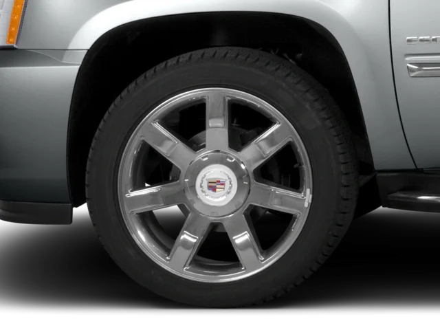 Used 2014 Black Cadillac Platinum Edition image 9