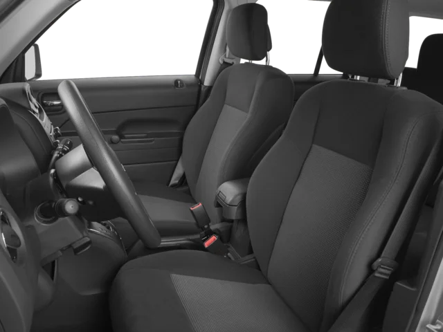Used 2016 White Jeep Sport image 6