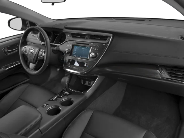 Used 2016 Silver Toyota XLE image 15