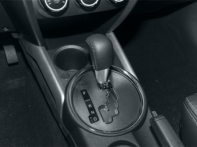 Used 2013 Quick Silver Metallic Mitsubishi ES image 8