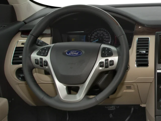 Used 2016 Oxford White Ford SEL image 4