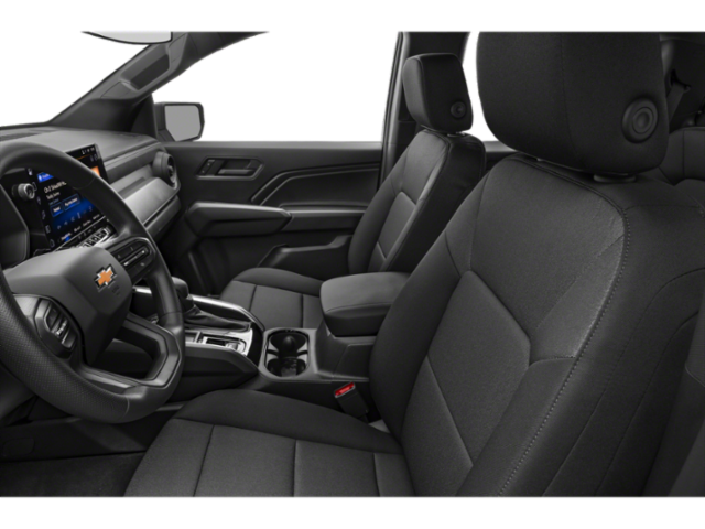 Used 2025 White Chevrolet Trail Boss image 6