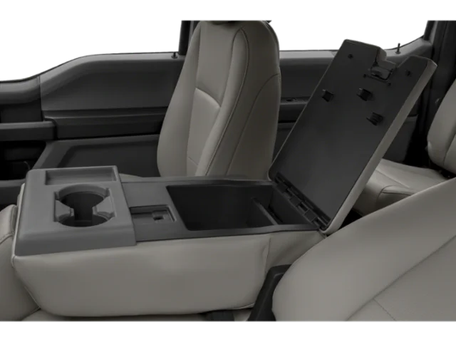 Used 2020  Ford XL image 14