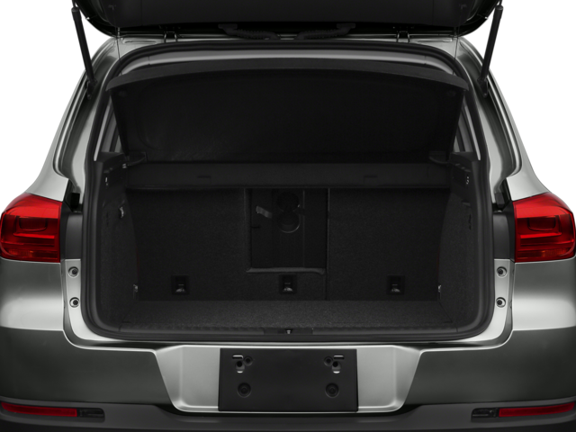 Used 2016 Black Volkswagen SE image 11