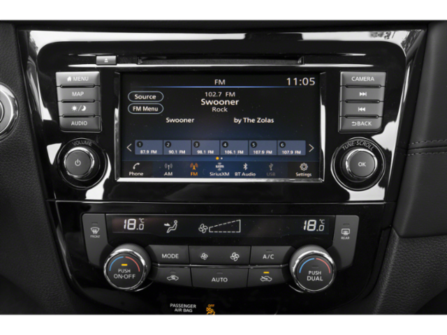 Used 2020 Red Nissan SL image 7