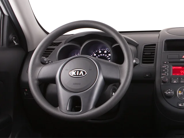 Used 2013 Gray Kia Exclaim image 4