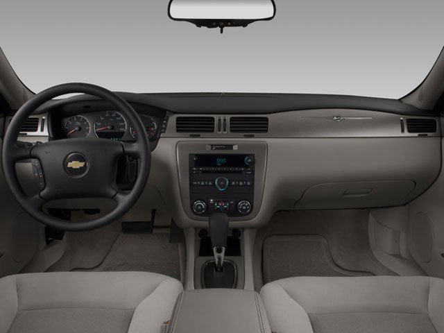Used 2008 Silver Chevrolet LT image 4