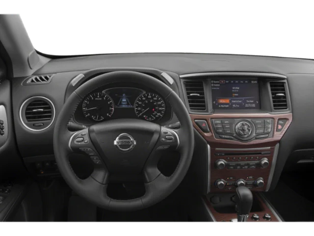 Used 2020 White Nissan Platinum image 4