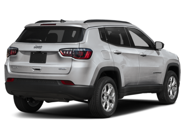 New 2026 Silver Zynith Metallic Clear-Coat Exterior Paint Jeep Latitude image 15