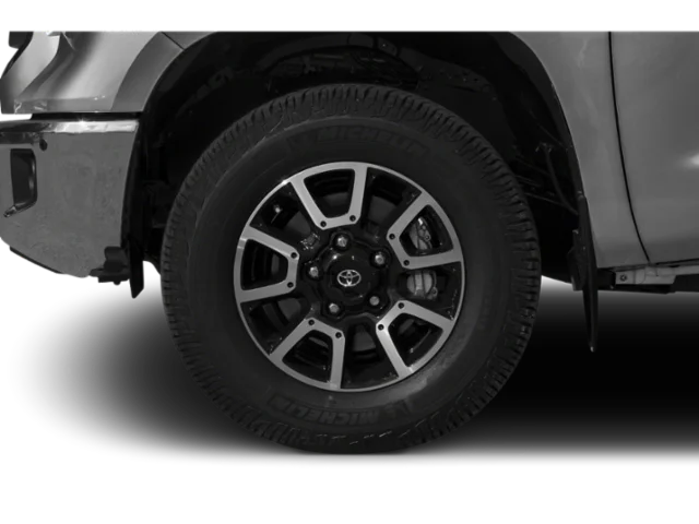 Used 2015 Silver Sky Metallic Toyota SR5 image 12