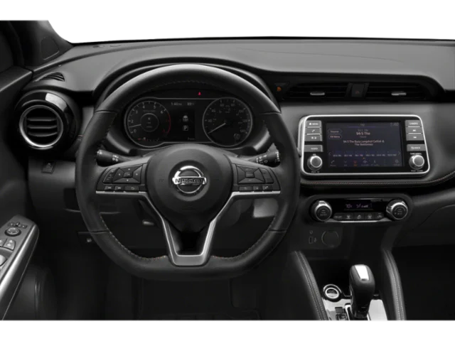 Used 2020 Aspen White Nissan SR image 7