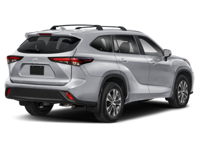 Used 2025 Silver Toyota XLE image 4