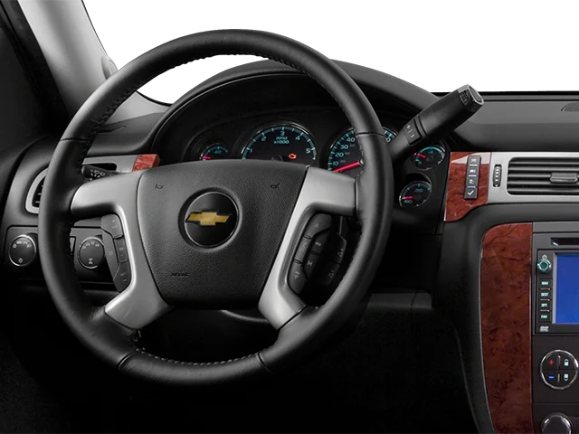Used 2014 Red Chevrolet LTZ image 4